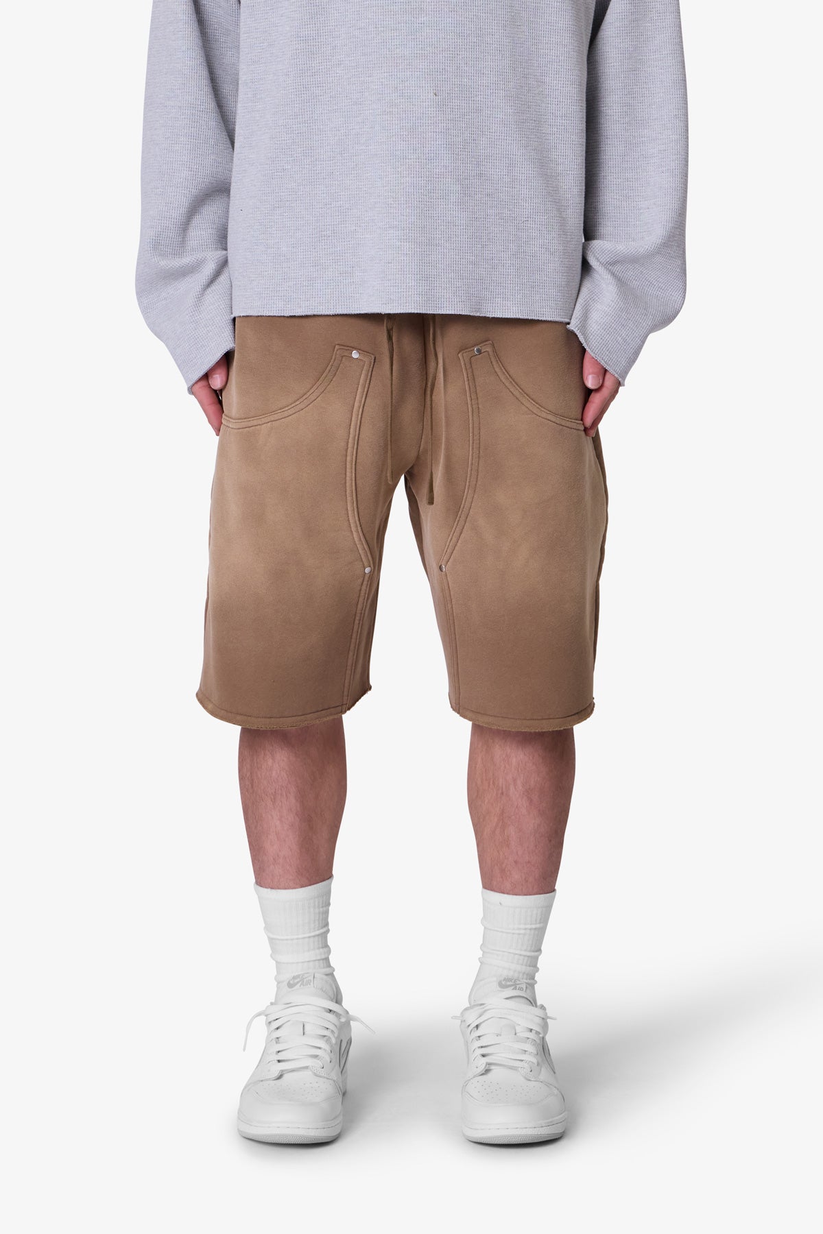 West Double Knee Sweatshorts - Tan